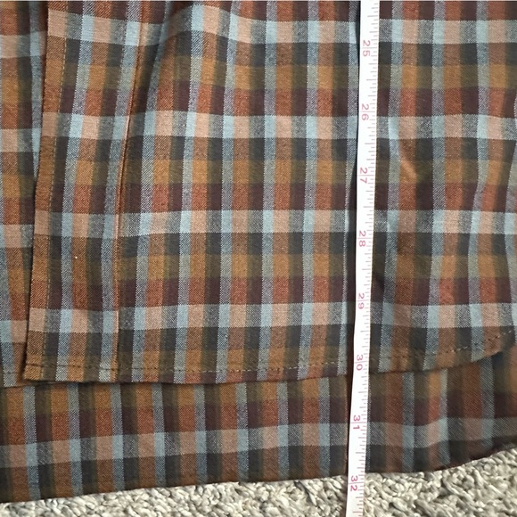 🎆 Pendleton 100% wool Plaid button down shirt Large long sleeve brown black tan - Picture 6 of 6
